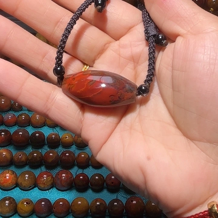 玛瑙/玉髓未镶嵌战国红珠子