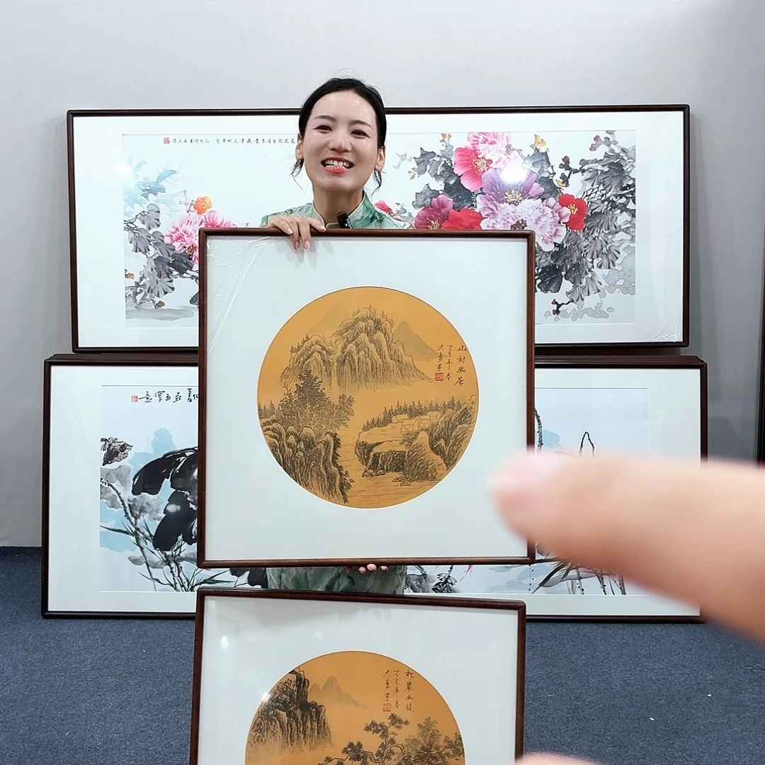 国画手绘作品60×60尺寸
