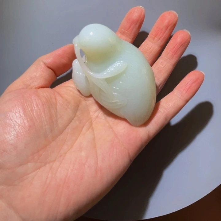 和田玉颈饰未镶嵌岁**悠