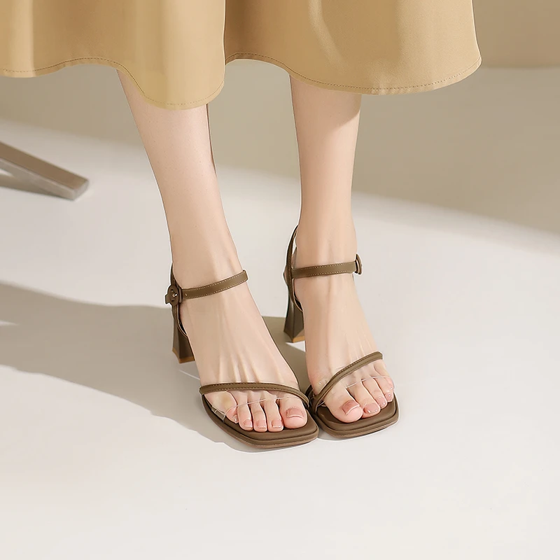 夏季新款法式粗跟时装凉鞋外穿气质轻奢仙女风高级感百搭女鞋