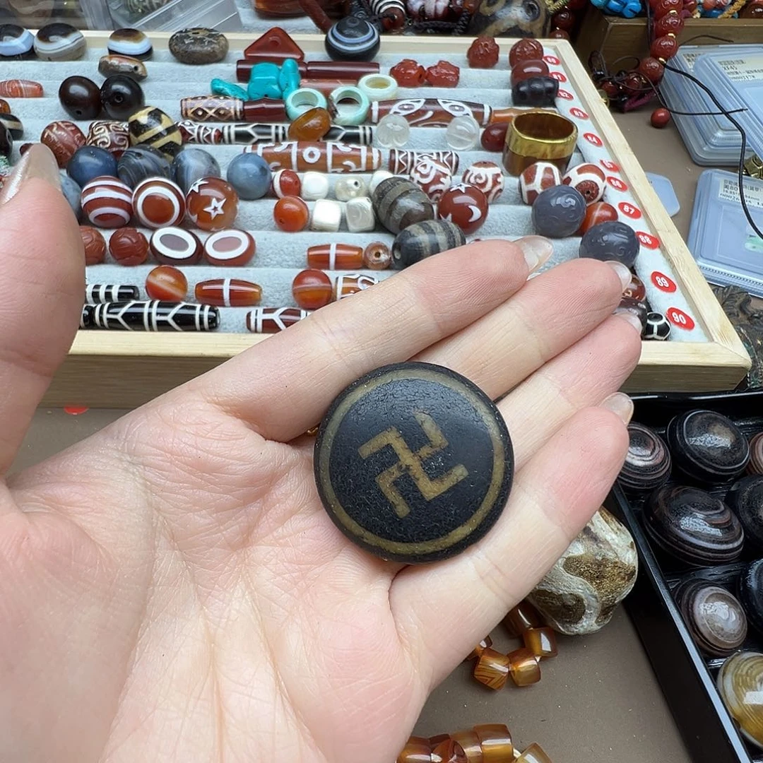 华***子玛瑙/玉髓未镶嵌珠宝半成品