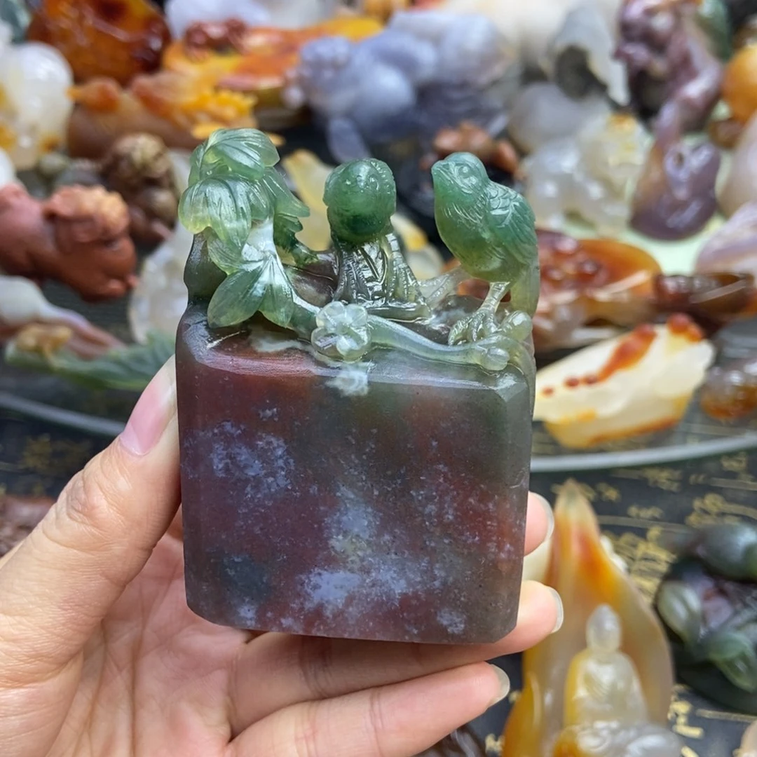 定制石英质玉挂件未镶嵌