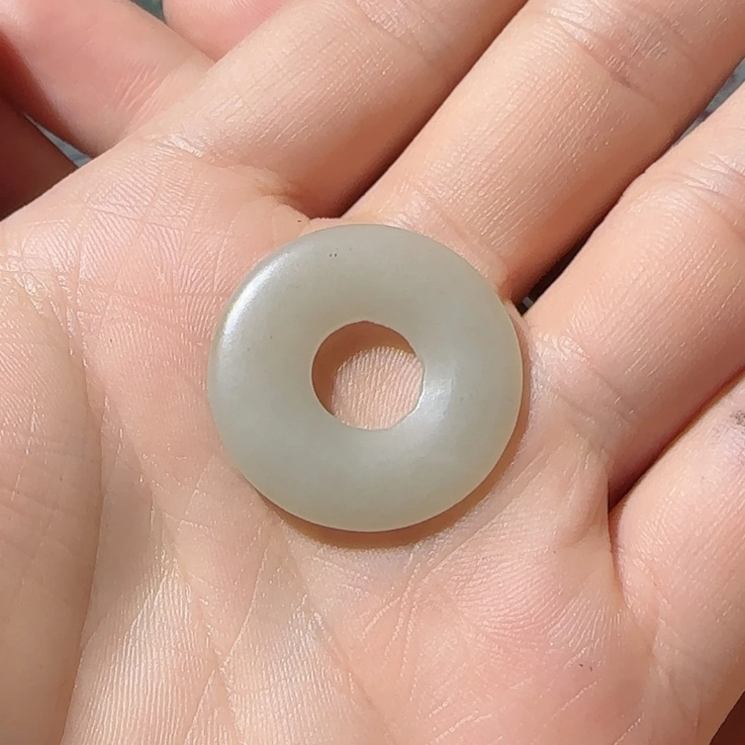 独***忆颈饰未镶嵌和田玉（青白玉）
