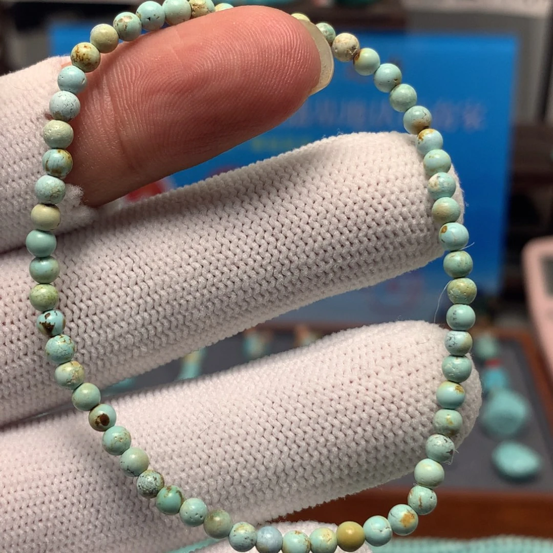 绿松石未镶嵌挂件