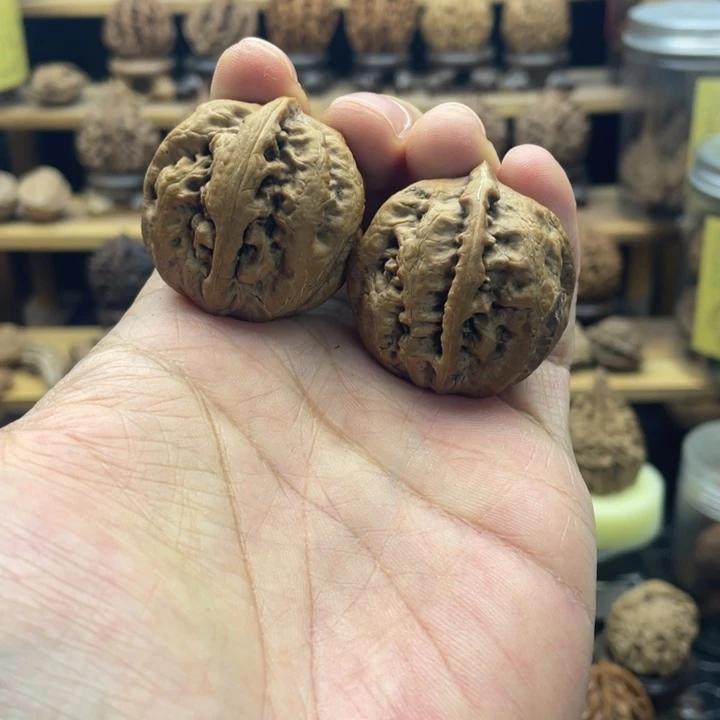 文玩核桃把件楸子37