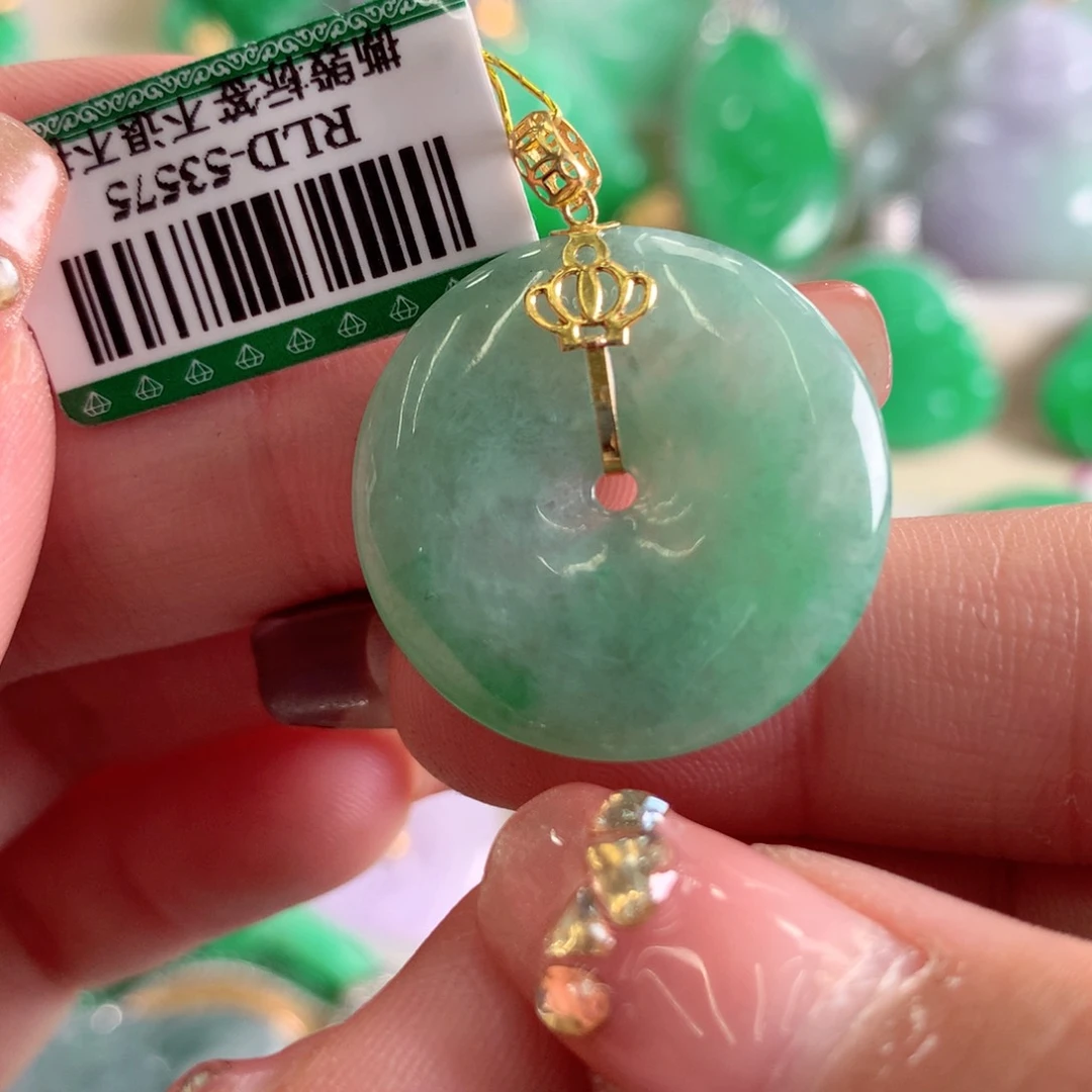翡翠吊坠(不含链)18K金镶嵌
