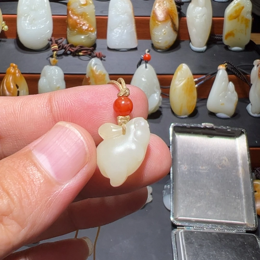 蔷****和田玉（子料）未镶嵌挂件