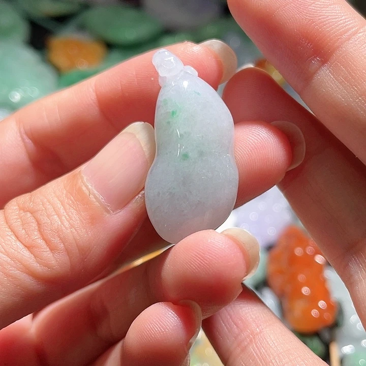 颈饰未镶嵌翡翠天