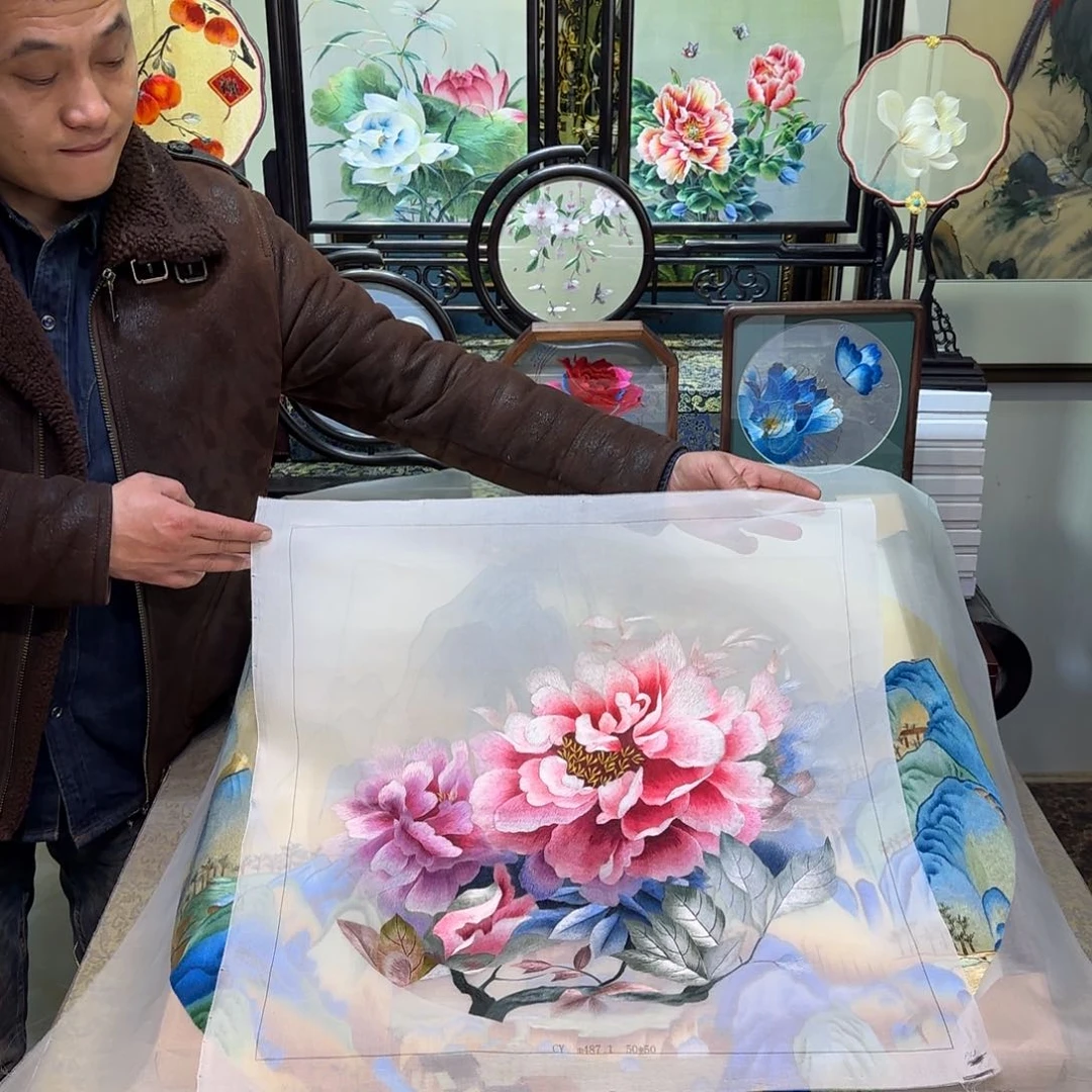 刺绣刺绣工艺精湛