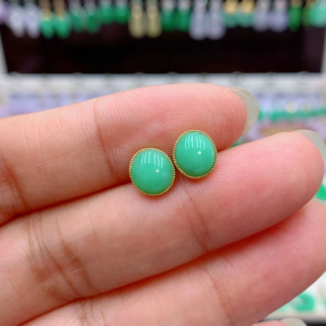 翡翠18K金镶嵌耳饰