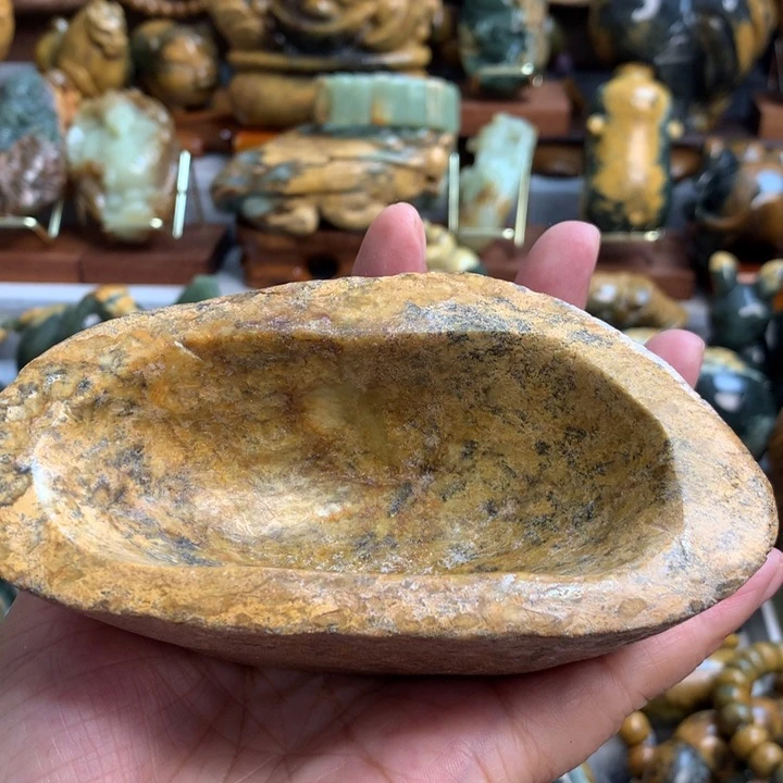 岫岩河磨玉（透闪石质玉）手把件未镶嵌