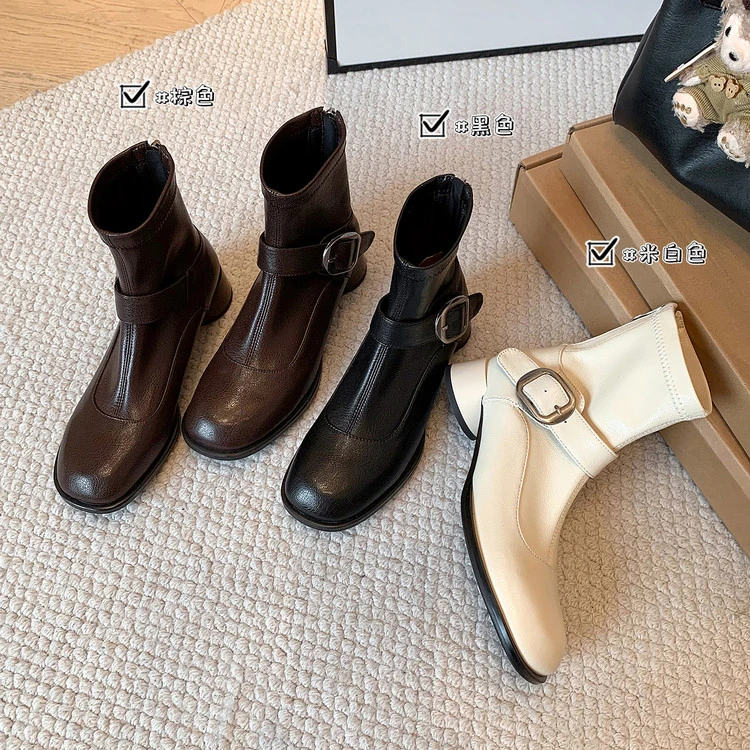 跟高3.5cm 圆头一字带冬季通勤粗跟金属纯色瘦瘦靴短筒