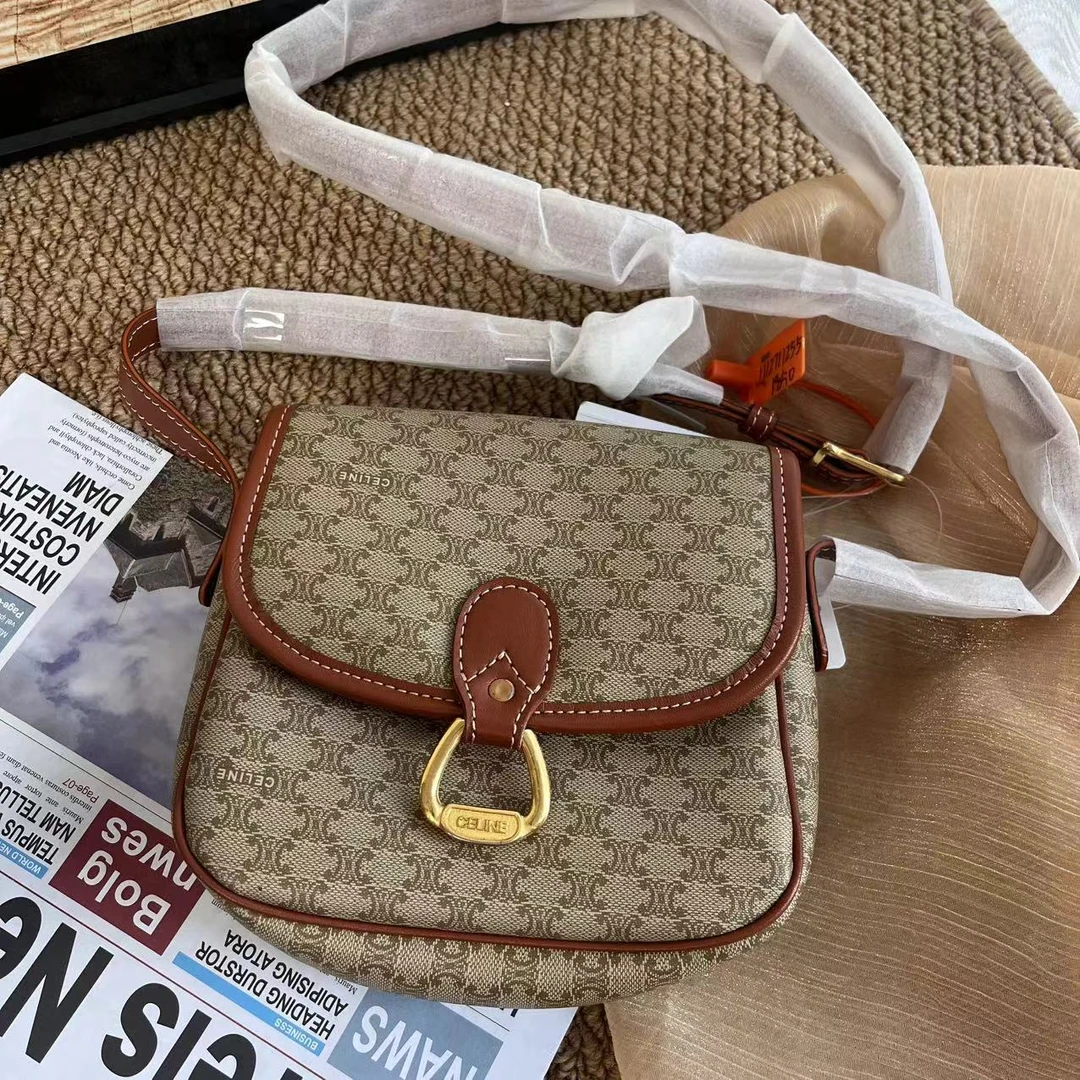 95新 Celine/思琳 XM凯旋门满印老花斜跨翻盖包/JJ12711255换