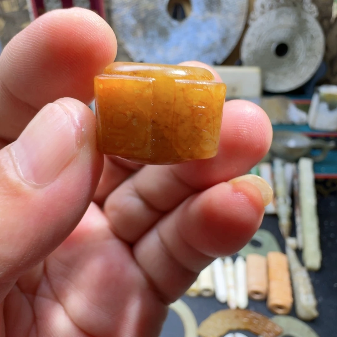 善***缘和田玉（糖玉）未镶嵌挂件