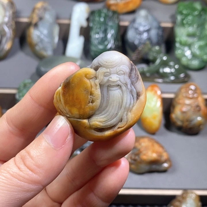 和田玉挂件未镶嵌浪**砖定制