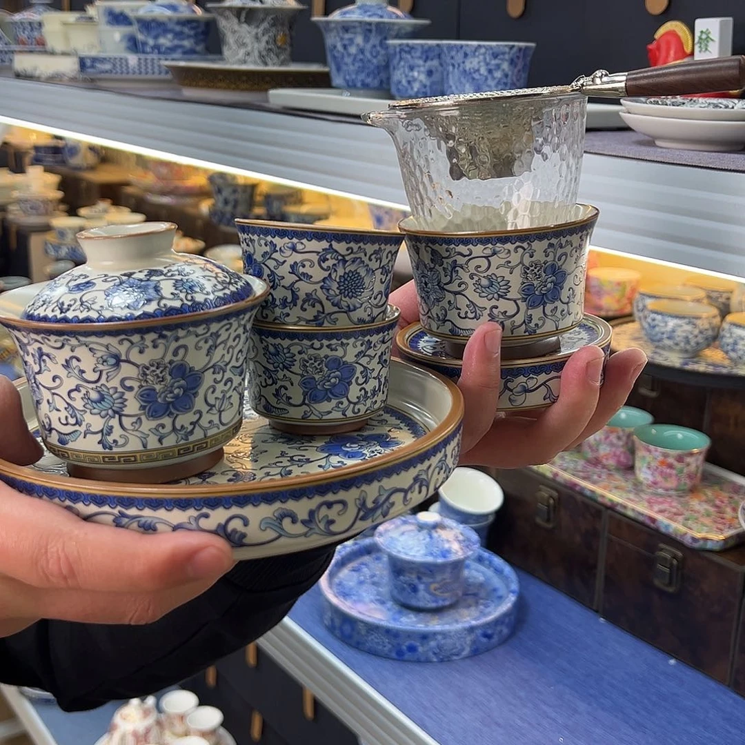 我们的目标是成为一个优秀的人