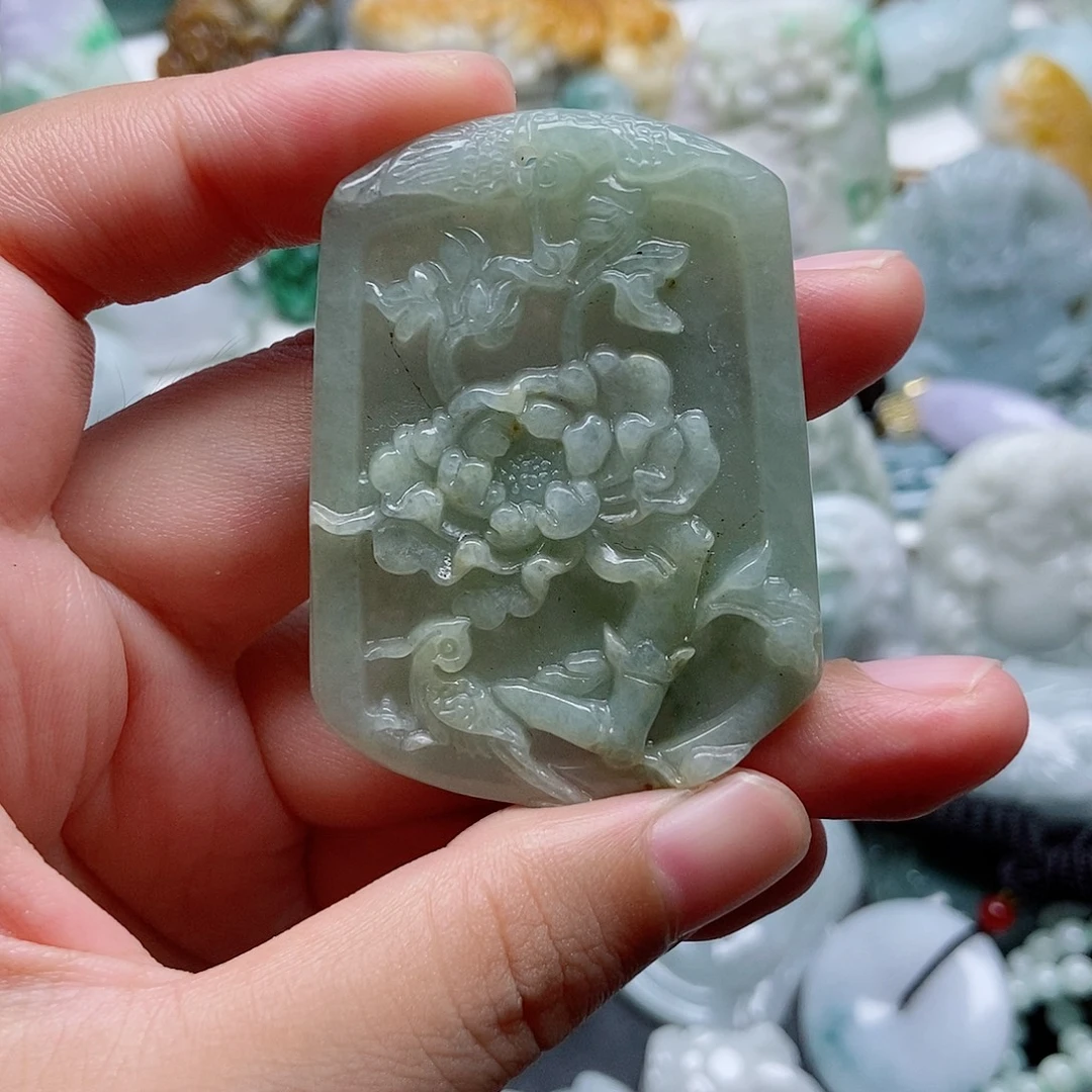翡翠未镶嵌吊坠(不含链)1