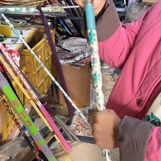 2.4蓝花抄网杆。