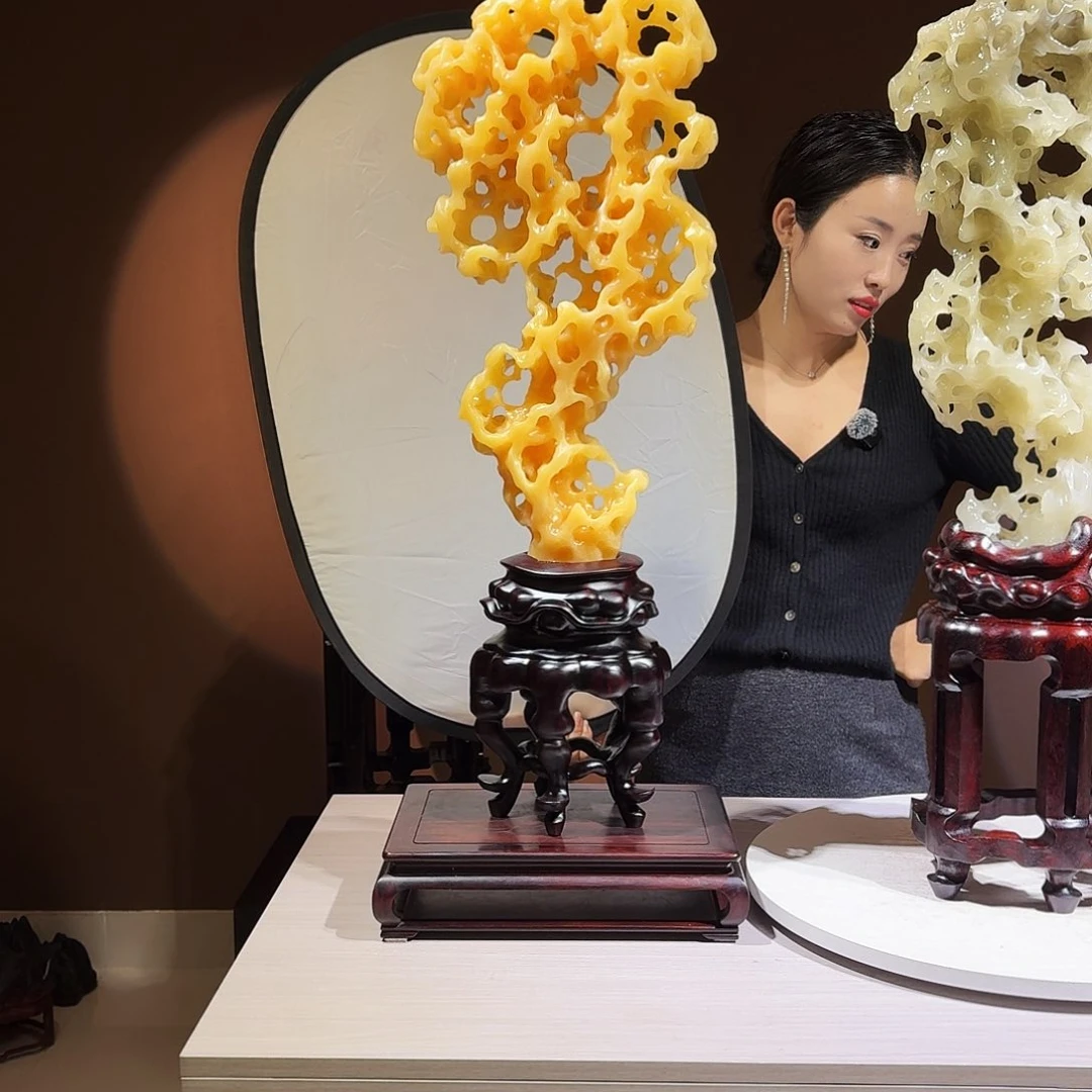 山****司玉玲珑摆件，高76宽27