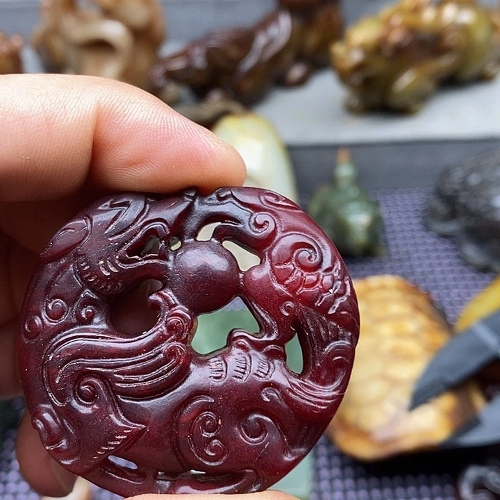 未镶嵌蛇纹石玉颈饰