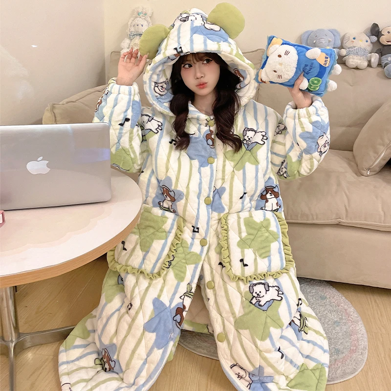 睡袍女三层夹棉珊瑚绒加绒加厚睡衣2024居家休闲保暖女士套装