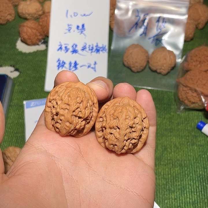 文玩核桃把件35高尔夫无黄无修精对