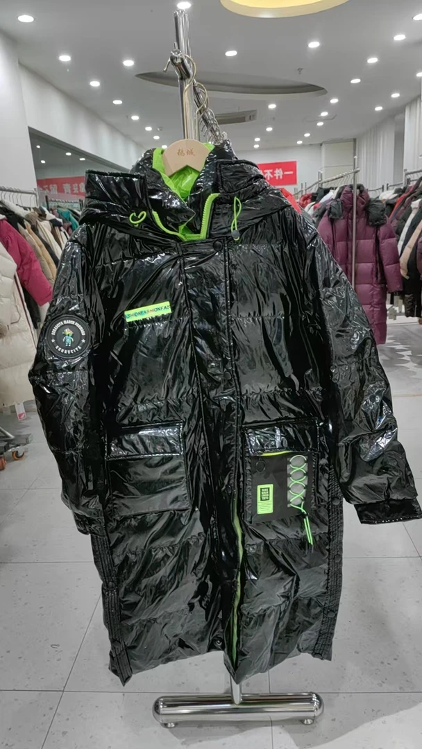 冬季新款女款保暖羽绒服时尚蓝色超厚高蓬G-002