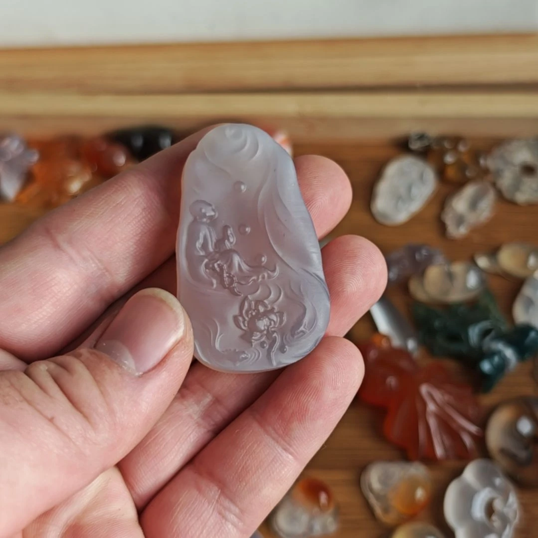 玛瑙/玉髓未镶嵌颈饰