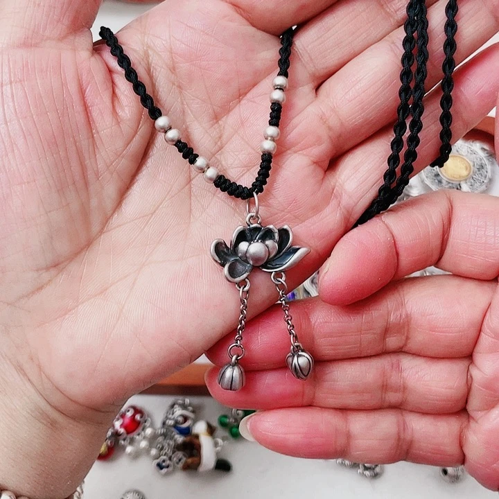 珐琅吊坠足银莲花