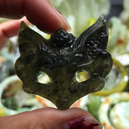 岫玉未镶嵌吊坠吊坠