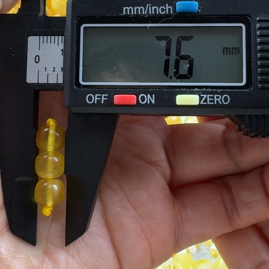 蜜蜡未镶嵌裸石11杂