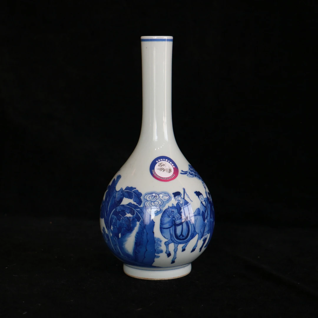 清中期人物故事胆瓶