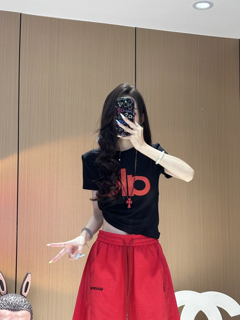 XX8180 时尚简约设计感印花大字母垫肩款辣妹修身休闲百搭显瘦T恤