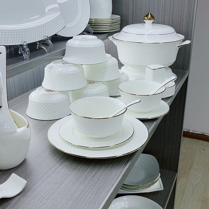 景德镇陶瓷学院教授等