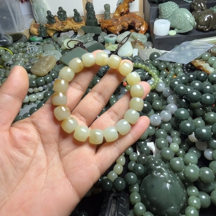 和田玉手串未镶嵌12直切