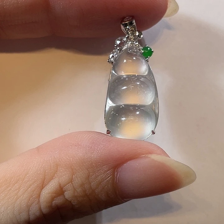 18K金镶嵌定制翡翠翡翠定制未镶嵌