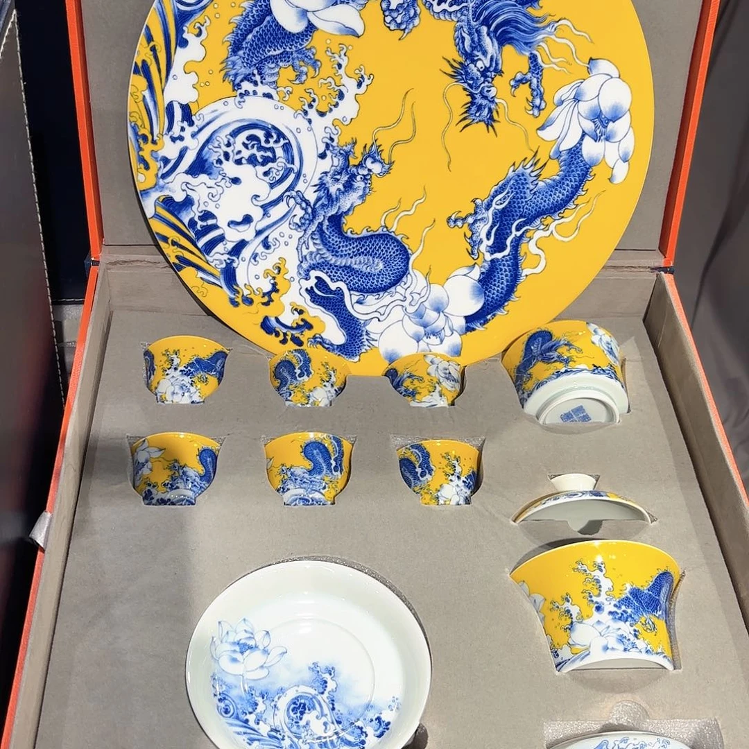 瓷片景德镇瓷器精品陈列