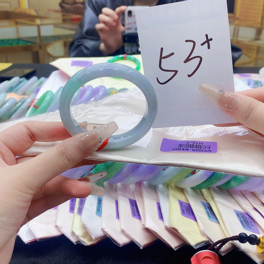 翡翠未镶嵌手镯jn