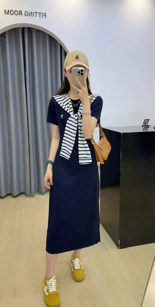 休闲风休闲撞色刺绣极简风减龄假两件夏季连衣裙短袖