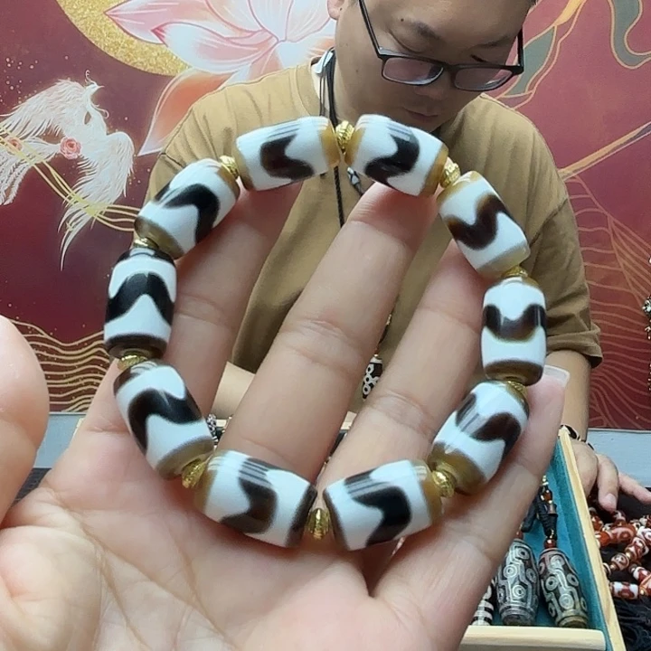 合金颈饰玛瑙/玉髓