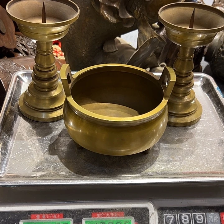 旷*微瑕疵黄铜摆件工艺品
