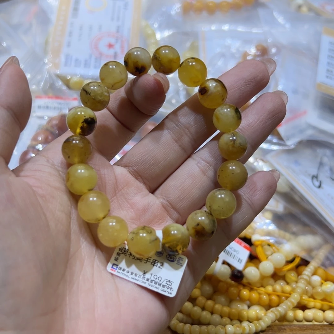 未镶嵌琥珀珠宝奇石