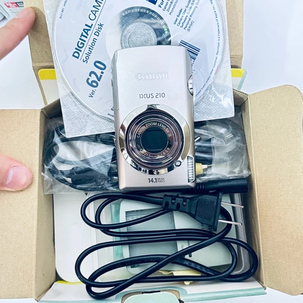 95新 Canon/佳能 ixus210精品箱说全1400w像素人像闭眼入大屏触摸