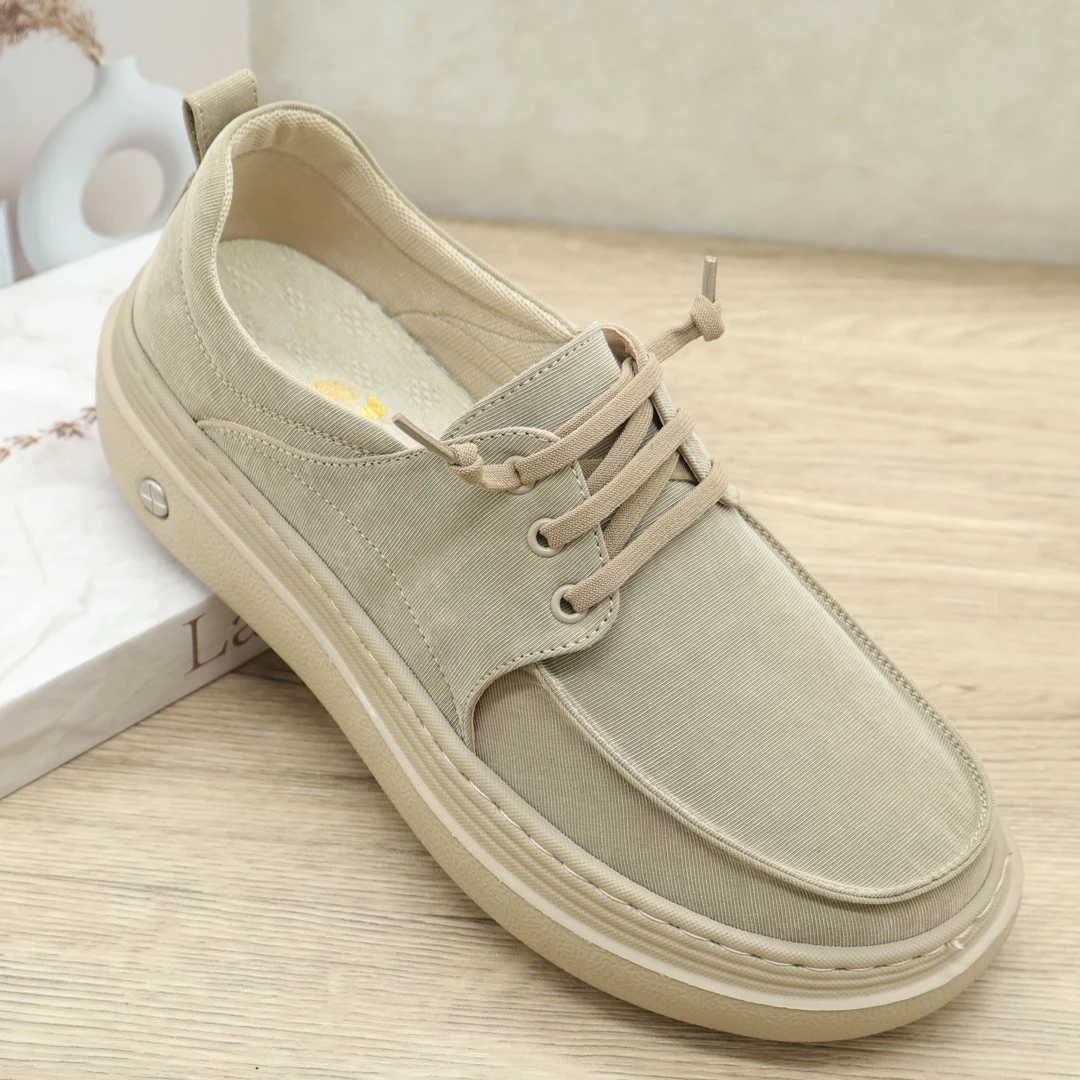 新款时尚百搭加肥宽松休闲鞋老北京布鞋春秋款厚底舒适透气帆布鞋