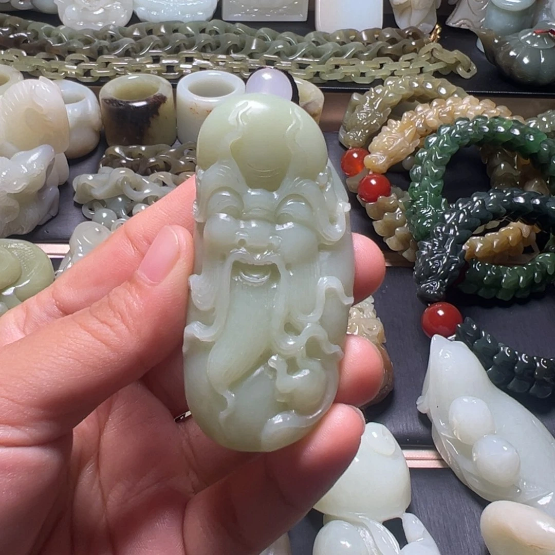 平***客和田玉（糖玉）未镶嵌颈饰