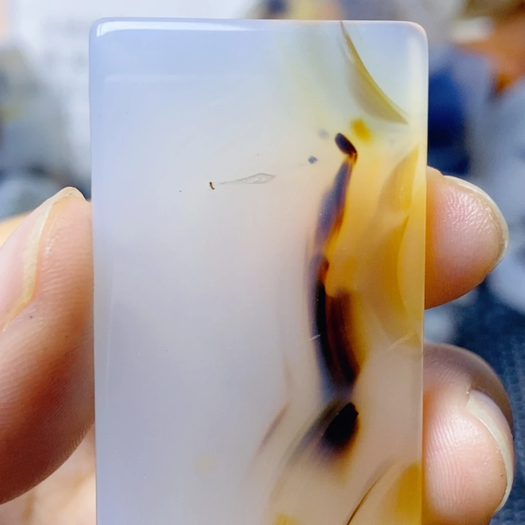 玛瑙/玉髓未镶嵌珠宝奇石