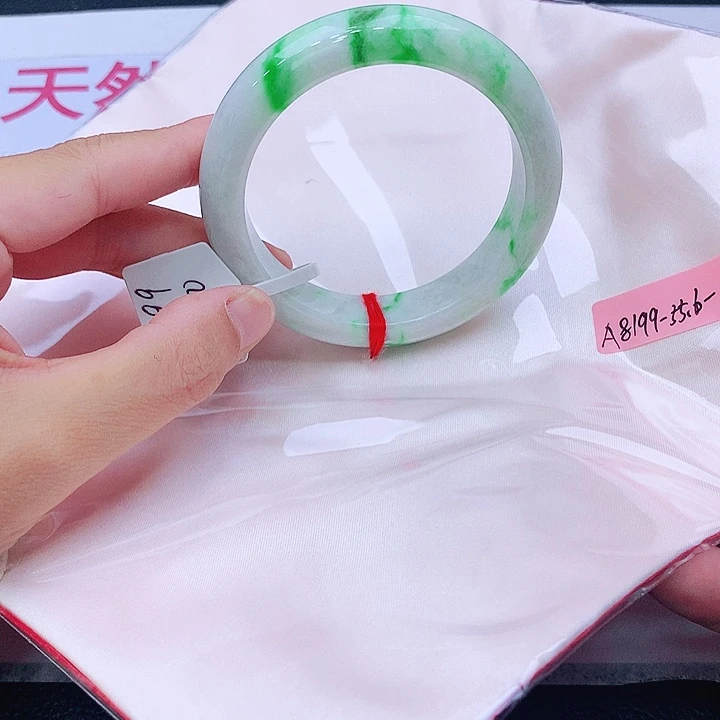 未镶嵌手镯翡翠翡翠
