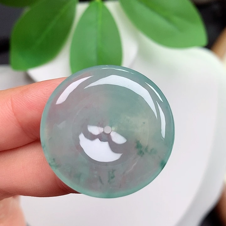 翡翠未镶嵌颈饰平安扣 29.5x5.3mm