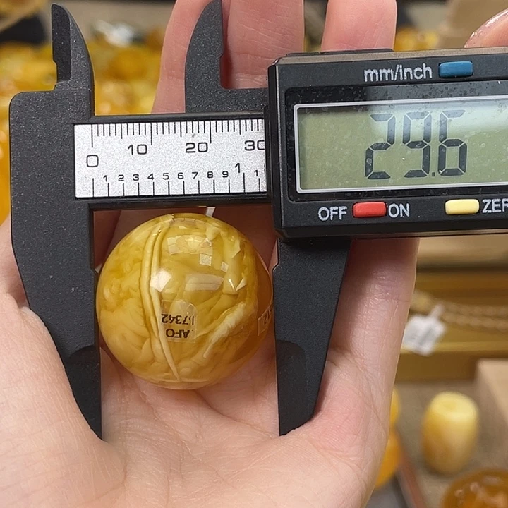 琥珀未镶嵌珠宝奇石琥珀蜜蜡J102