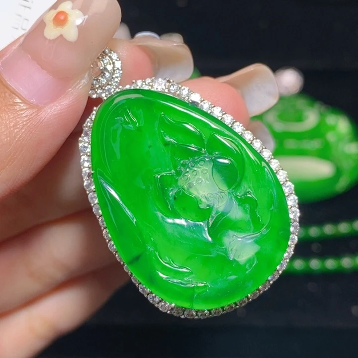 翡翠银S925镶嵌颈饰888888888